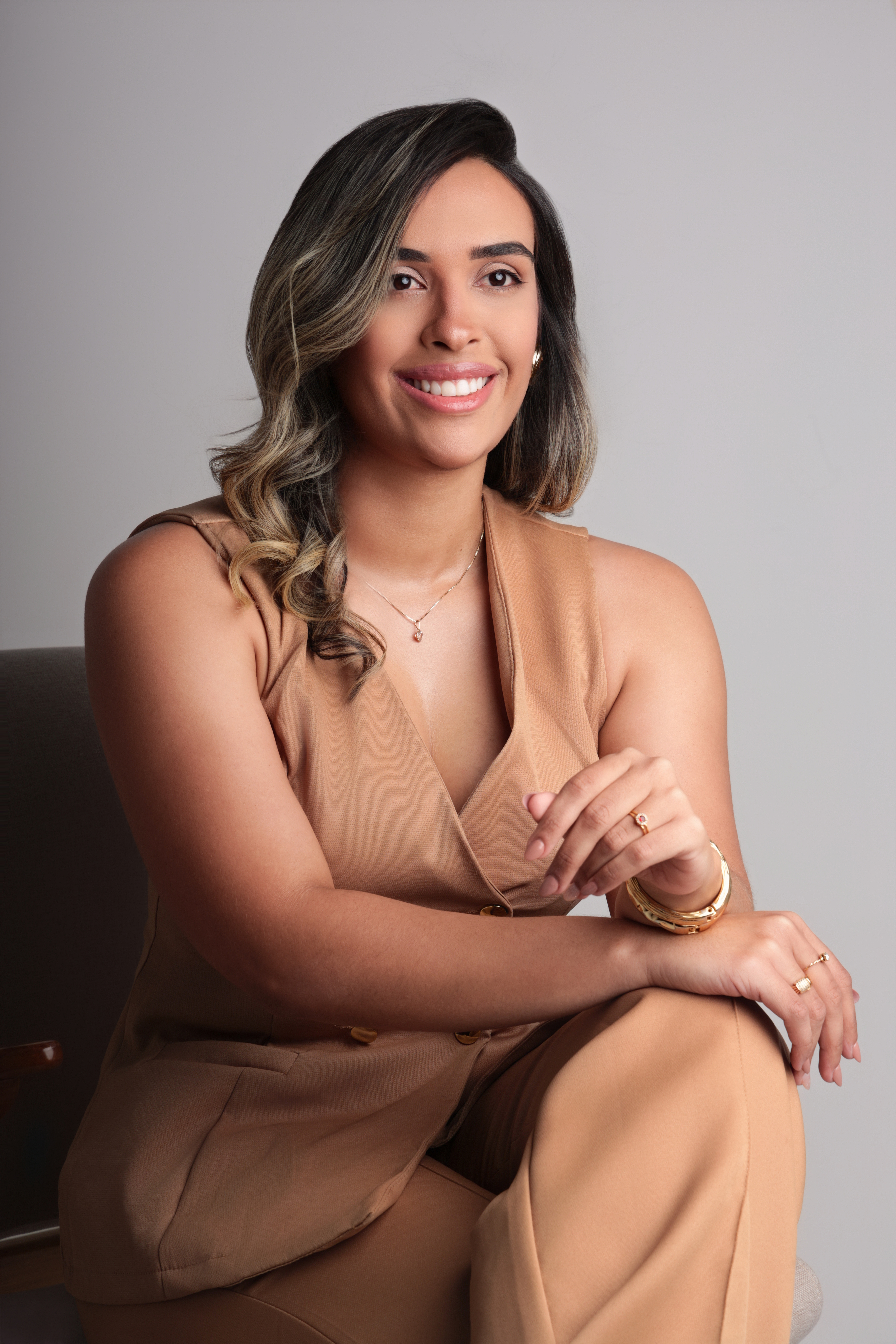 Dra. Renata Rodrigues no consultório